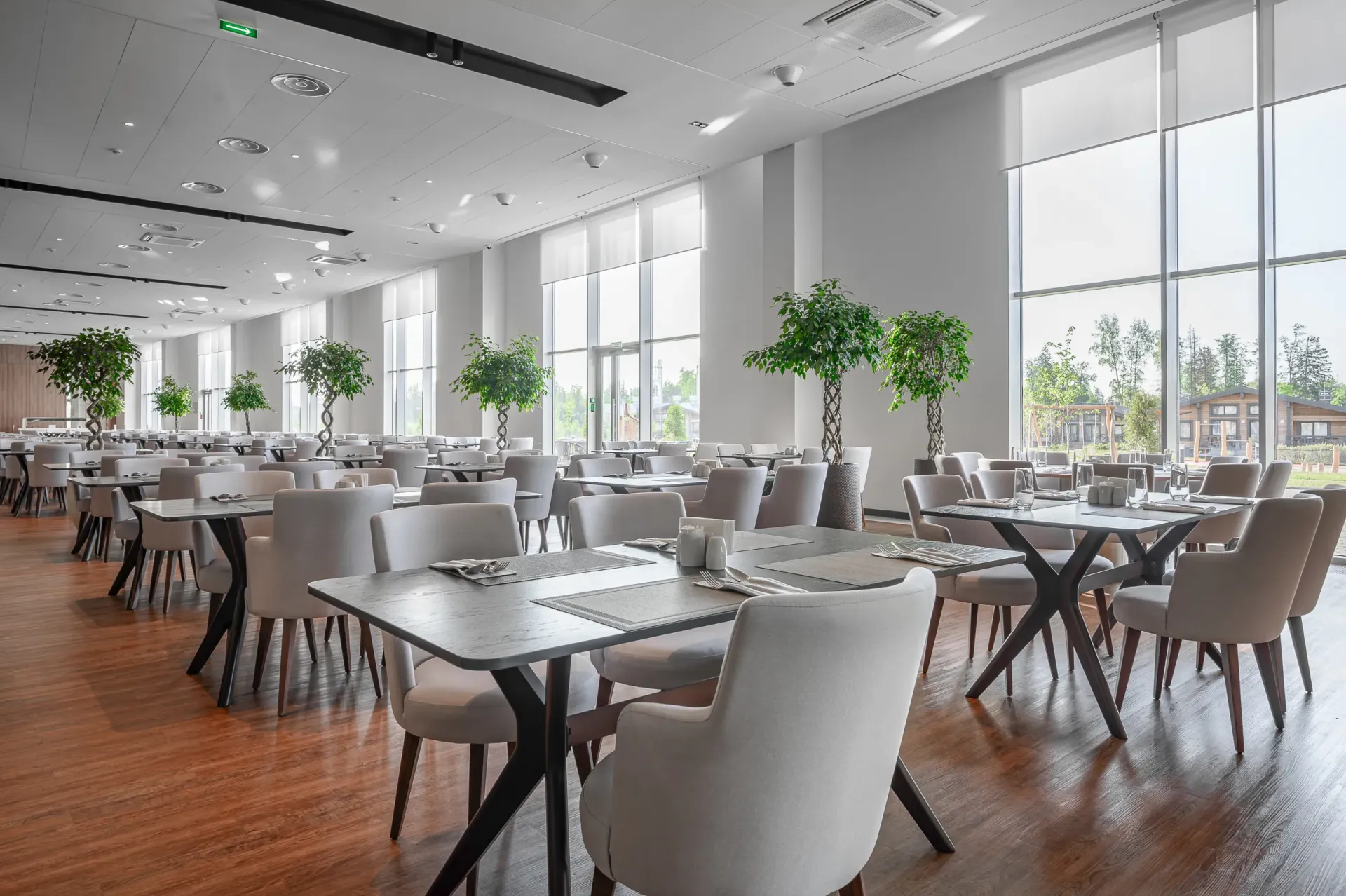 /files/hotel_restaurants/6a19707363a24.webp